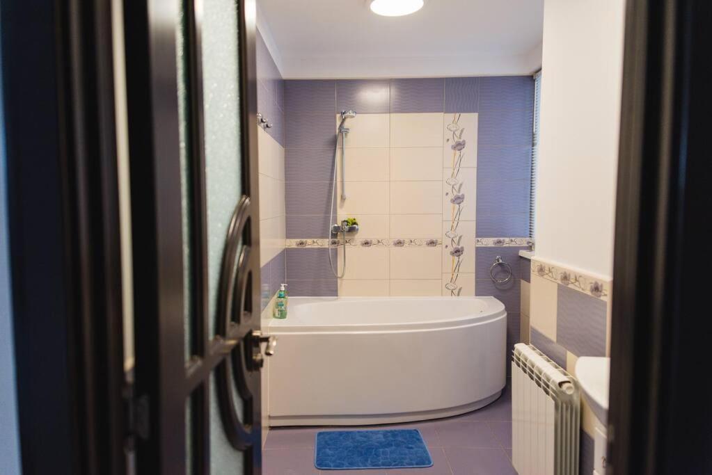 2 Bedroom Apt Park Belvedere Sibiu Exterior photo